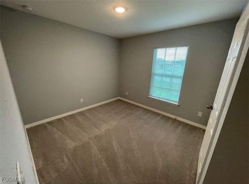 3 bedroom SingleFamilyResidence at 3108 64th St W, Lehigh Acres, Lehigh Acres — photo 2