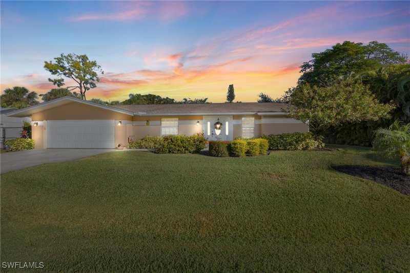 3 bedroom SingleFamilyResidence at 2569 Outrigger Ln, Coconut River, Naples — photo 1