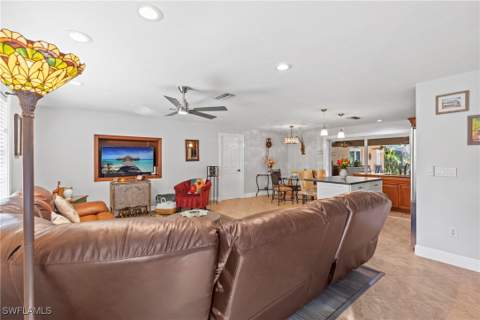 2569 Outrigger Ln, Naples FL - photo 11 of 31