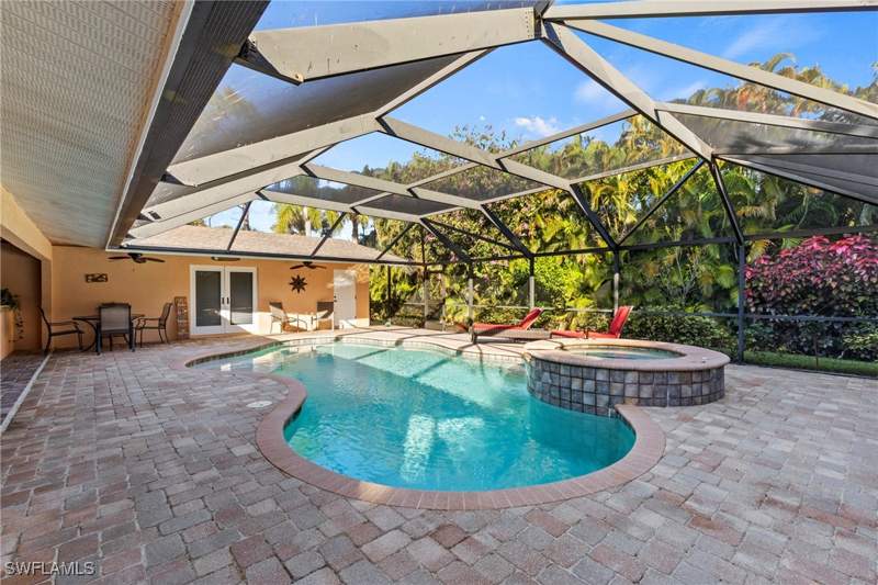 3 bedroom SingleFamilyResidence at 2569 Outrigger Ln, Coconut River, Naples — photo 3