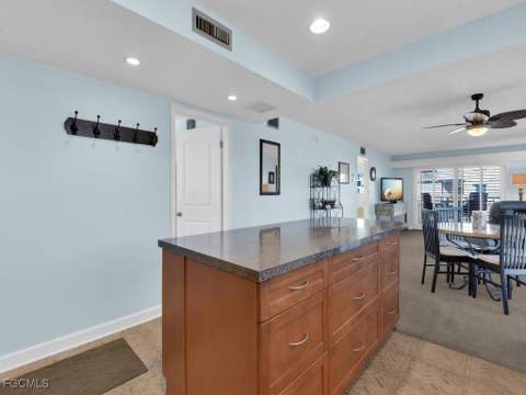 7400 Estero Blvd 512, Fort Myers Beach FL - photo 8 of 34