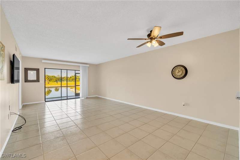 2 bedroom Condominium at 17150 Ravens Roost 3, Terraverde Country Club, Fort Myers — photo 2
