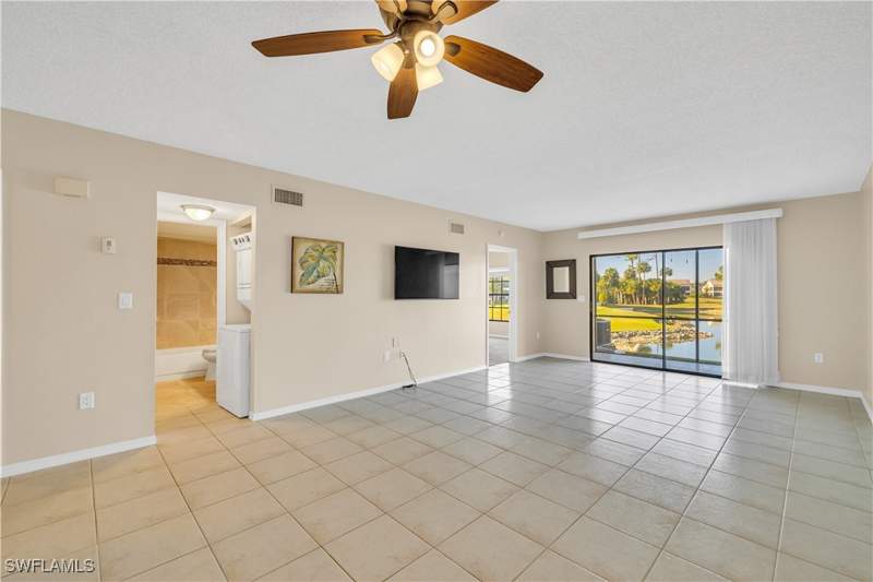 2 bedroom Condominium at 17150 Ravens Roost 3, Terraverde Country Club, Fort Myers — photo 3