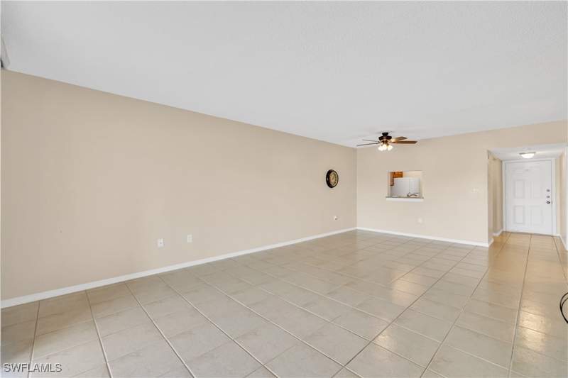 2 bedroom Condominium at 17150 Ravens Roost 3, Terraverde Country Club, Fort Myers — photo 4