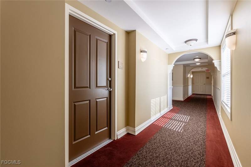 2 bedroom Condominium at 2825 Palm Beach Blvd 513, Alta Mar, Fort Myers — photo 4