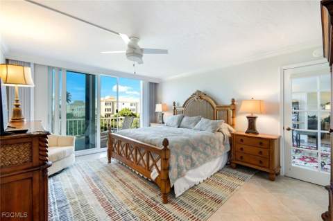 200 Periwinkle Way 214, Sanibel FL - photo 22 of 38