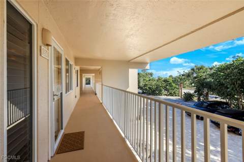 200 Periwinkle Way 214, Sanibel FL - photo 6 of 38