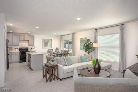2506 15th St SW, Lehigh Acres FL - photo 8 of 17