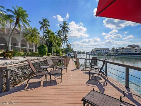 216 Spring Line Dr, Naples FL - photo 12 of 46
