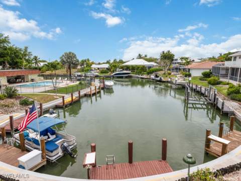 1146 Bald Eagle Dr D8, Marco Island FL - photo 16 of 19