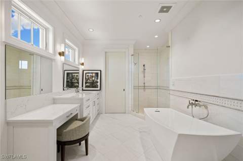 745 12th Ave S 103, Naples FL - photo 10 of 17