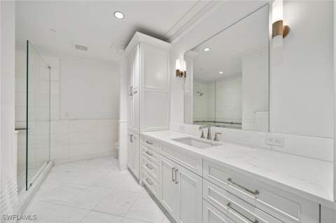 745 12th Ave S 103, Naples FL - photo 11 of 17