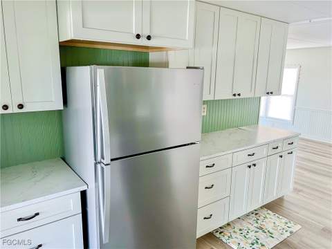301 Dillard Ave, Fort Myers FL - photo 6 of 27