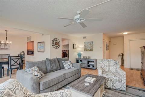 5441 Peppertree Dr 5, Fort Myers FL - photo 11 of 34