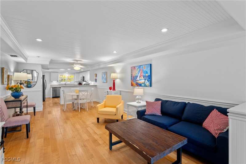 2 bedroom Condominium at 320 14th Ave S 320C, Aqualane Manor, Naples — photo 1