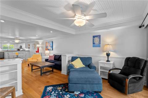 320 14th Ave S 320C, Naples FL - photo 10 of 25
