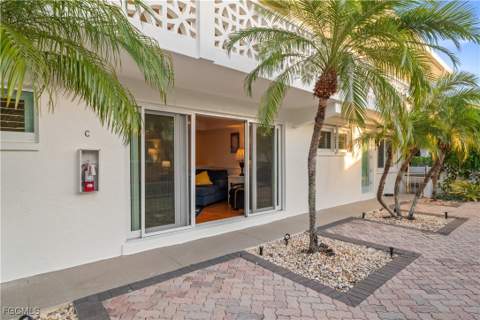 320 14th Ave S 320C, Naples FL - photo 23 of 25