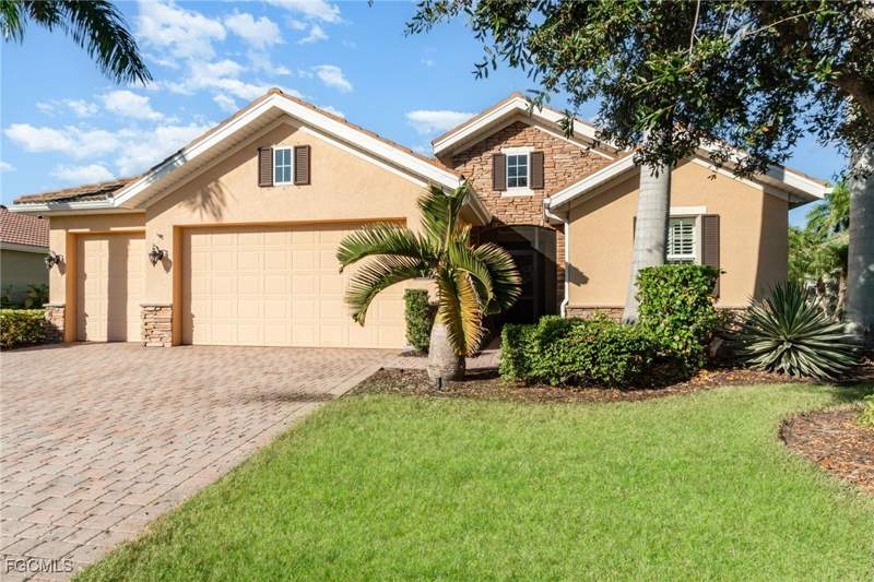 3 bedroom SingleFamilyResidence at 3040 Scarlet Oak Pl, Moody River Estates, North Fort Myers — photo 3
