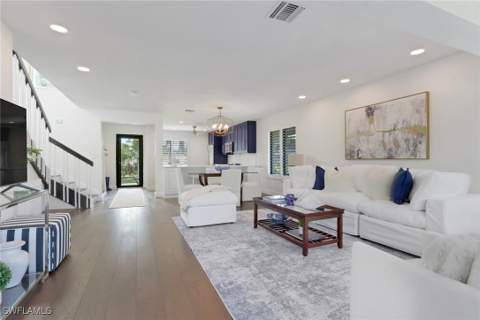 605 8th Ave S 605, Naples FL - photo 12 of 50