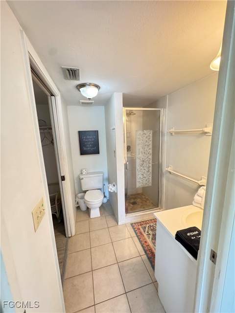 16320 Dublin Cir 203, Fort Myers FL - photo 18 of 22