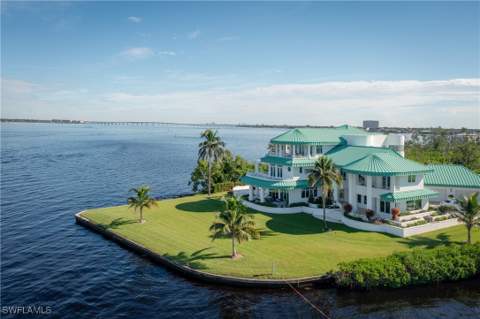 14040 Schultz Rd, Fort Myers FL - photo 6 of 48