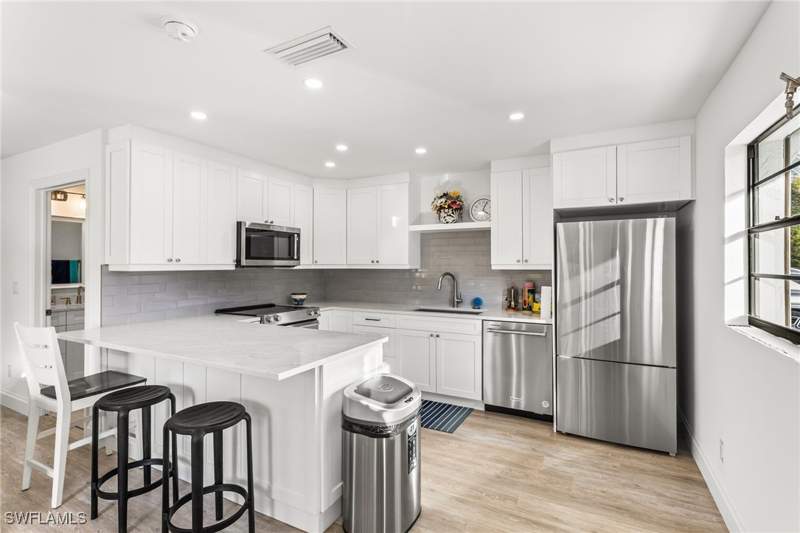 2 bedroom Condominium at 27682 Imperial River Rd Ch1, Mango Creek, Bonita Springs — photo 5