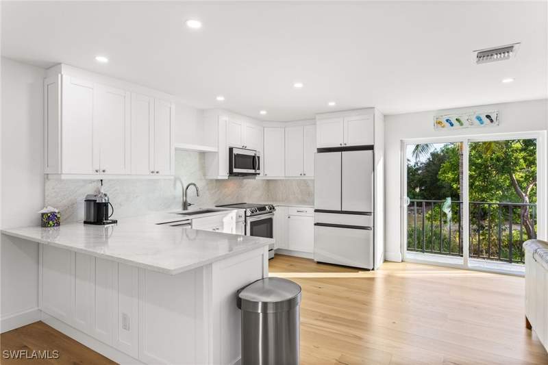 2 bedroom Condominium at 27682 Imperial River Rd Ch2, Mango Creek, Bonita Springs — photo 4