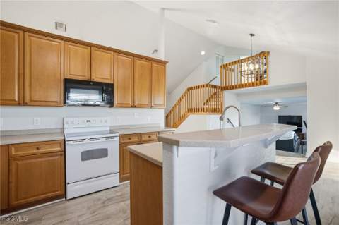 2311 SW 4th Ct, Cape Coral FL - photo 13 of 34