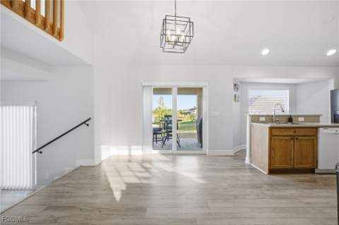 2311 SW 4th Ct, Cape Coral FL - photo 8 of 34