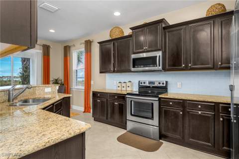 9064 Siesta Bay Dr 5-102, Naples FL - photo 6 of 48