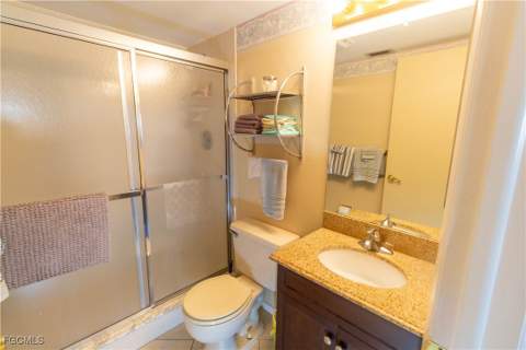 8200 Summerlin Village Cir 101, Fort Myers FL - photo 15 of 21