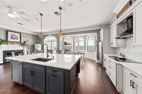 1807 Coral Cir, North Fort Myers FL - photo 12 of 46