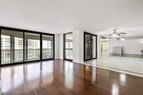 4401 Gulf Shore Blvd N 1104, Naples FL - photo 12 of 23