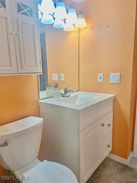 7104 Nantucket Cir 2, North Fort Myers FL - photo 15 of 19