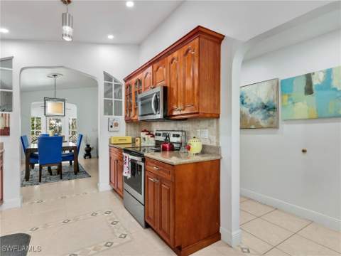 164 Sabal Lake Dr, Naples FL - photo 10 of 35