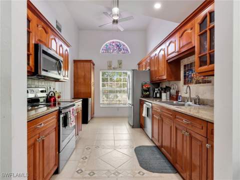 164 Sabal Lake Dr, Naples FL - photo 7 of 35