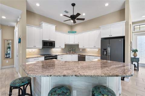 724 Seagrape Dr, Marco Island FL - photo 15 of 46