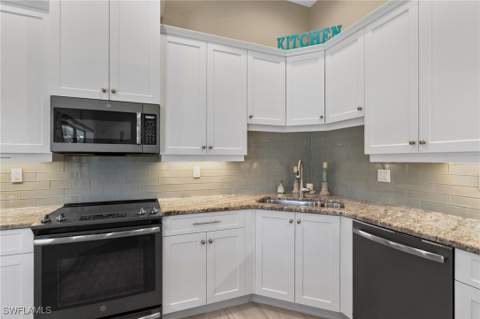 724 Seagrape Dr, Marco Island FL - photo 20 of 46