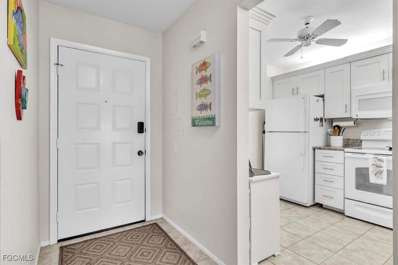 2 bedroom Condominium at 15000 Arbor Lakes Dr E 6, Arbor Lakes Condo, North Fort Myers — photo 5