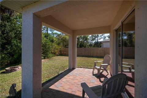 6058 S Moss Cir, Labelle FL - photo 8 of 41