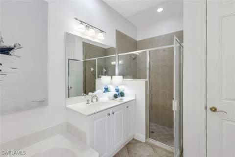 9255 Museo Cir 102, Naples FL - photo 20 of 39