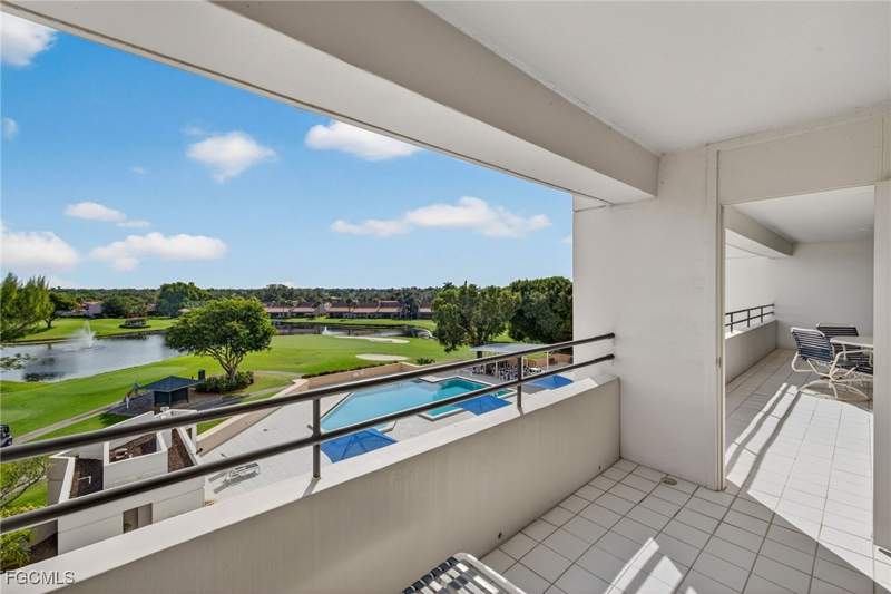 2 bedroom Condominium at 5260 S Landings Dr 502, Ariel, Fort Myers — photo 3