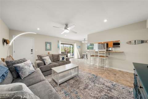601 Periwinkle Way D5, Sanibel FL - photo 23 of 44