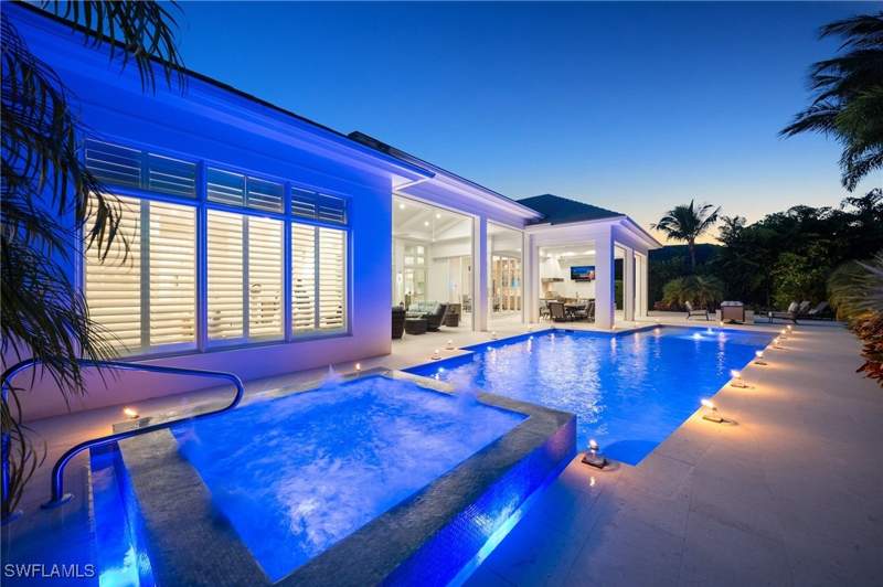 4 bedroom SingleFamilyResidence at 383 Cuddy Ct, Moorings, Naples — photo 2