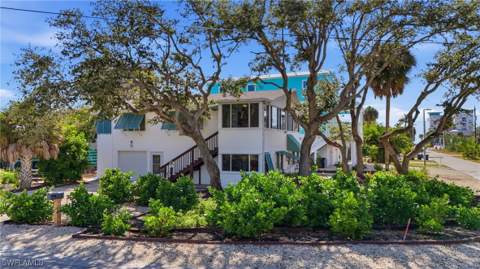 5474 Oak Ridge Ave, Fort Myers Beach FL - photo 6 of 40
