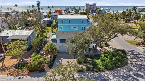 5474 Oak Ridge Ave, Fort Myers Beach FL - photo 7 of 40