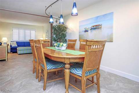 1401 Middle Gulf Dr 405R, Sanibel FL - photo 12 of 34