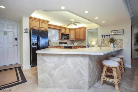 1401 Middle Gulf Dr 405R, Sanibel FL - photo 14 of 34