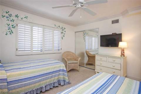1401 Middle Gulf Dr 405R, Sanibel FL - photo 19 of 34