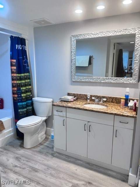 1185 Wildwood Lakes Blvd 101, Naples FL - photo 12 of 44